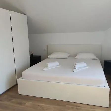 Panoramic Spacious 3 Bedroom 수마르틴