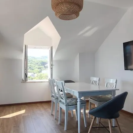 Panoramic Spacious 3 Bedroom Apartmán Sumartin
